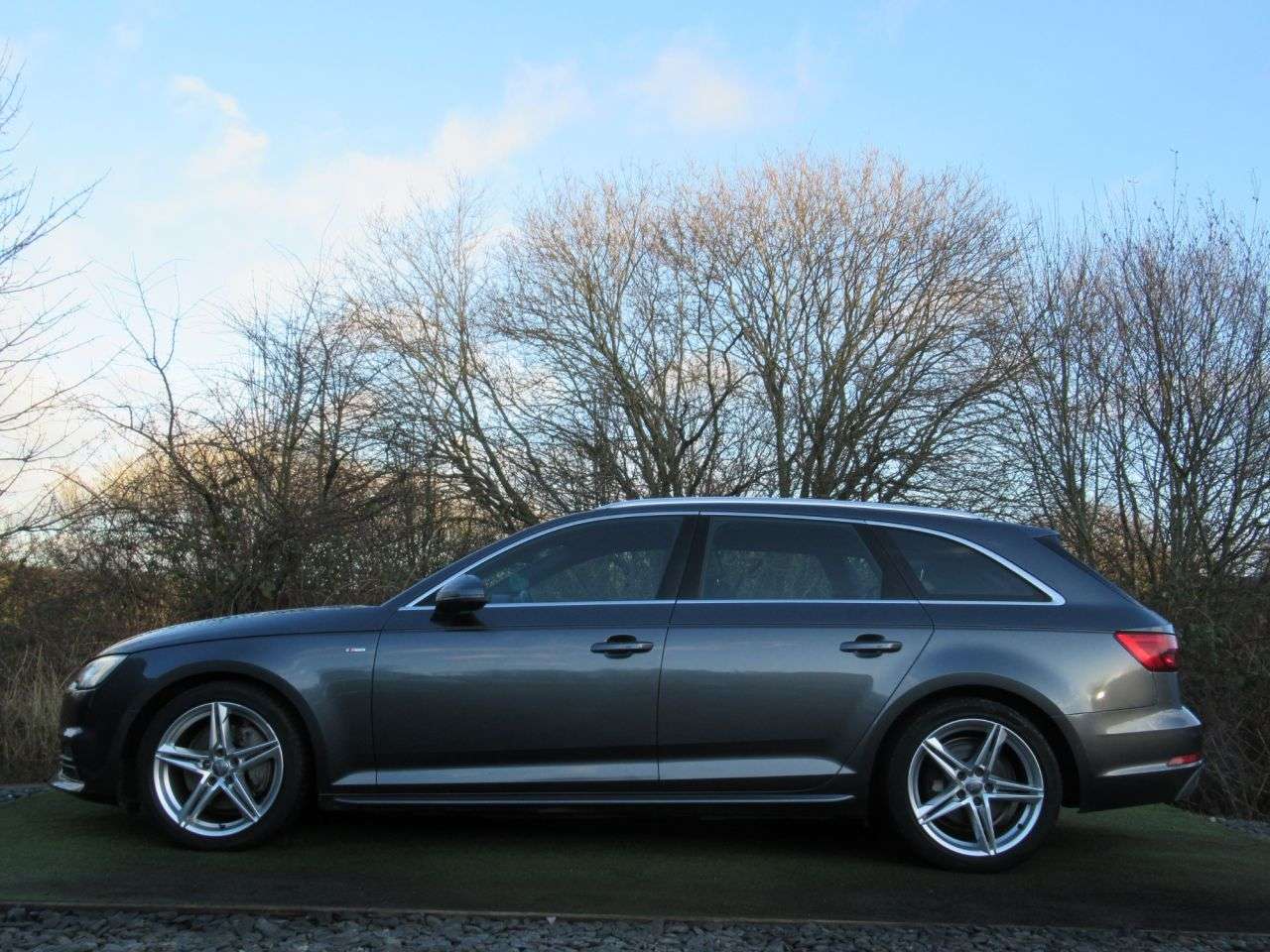 2017 AUDI A4 AVANT 2017 AUDI A4 AVANT