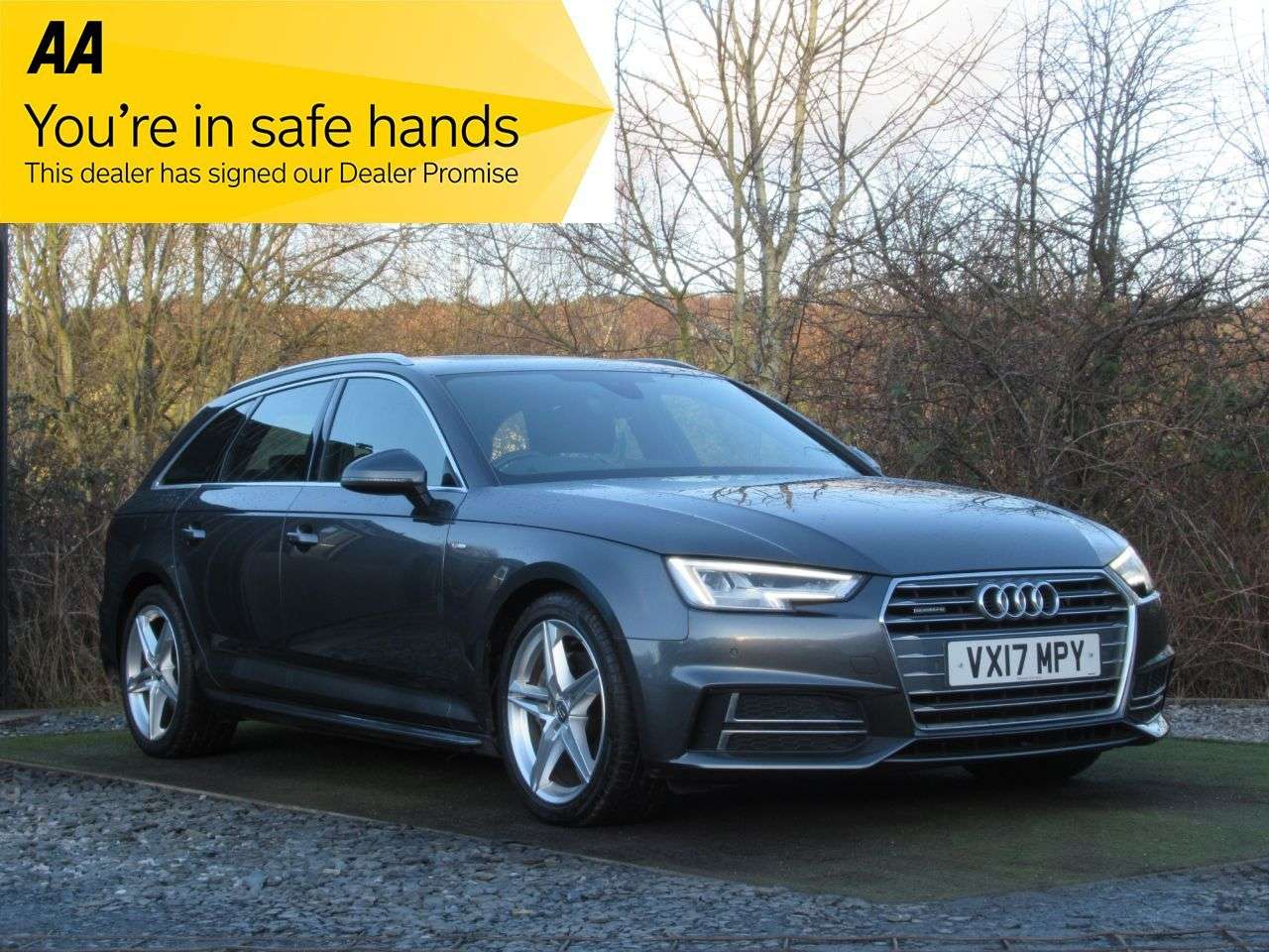 A 2017 AUDI A4 AVANT 2.0 TDI S line Estate 5dr Diesel S Tronic quattro Euro 6 (s/s) (190 ps) FRO A 2017 AUDI A4 AVANT 2.0 TDI S line Estate 5dr Diesel S Tronic quattro Euro 6 (s/s) (190 ps) FRO