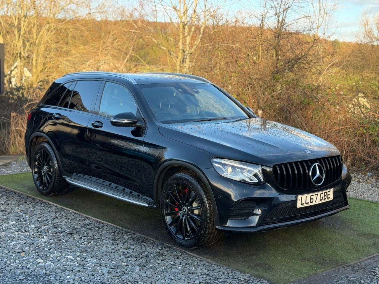 A 2017 MERCEDES-BENZ GLC 2.1 GLC220d AMG Line (Premium Plus) SUV 5dr Diesel G-Tronic 4MATIC Euro 6 ( A 2017 MERCEDES-BENZ GLC 2.1 GLC220d AMG Line (Premium Plus) SUV 5dr Diesel G-Tronic 4MATIC Euro 6 (