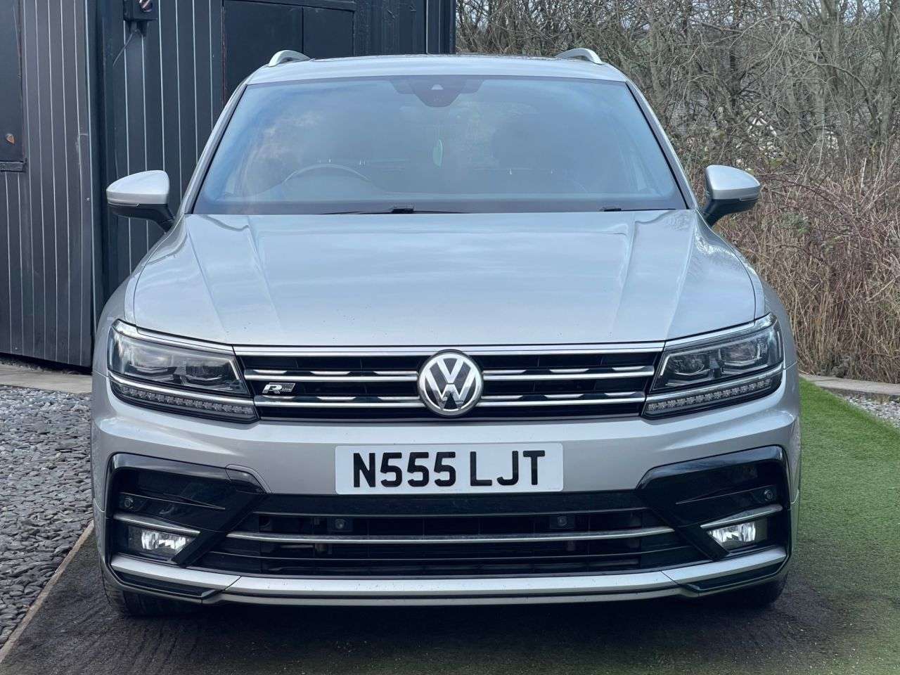 A 2018 VOLKSWAGEN TIGUAN 2.0 TDI R-Line SUV 5dr Diesel DSG 4Motion Euro 6 (s/s) (150 ps) GOOD SERVIC A 2018 VOLKSWAGEN TIGUAN 2.0 TDI R-Line SUV 5dr Diesel DSG 4Motion Euro 6 (s/s) (150 ps) GOOD SERVIC