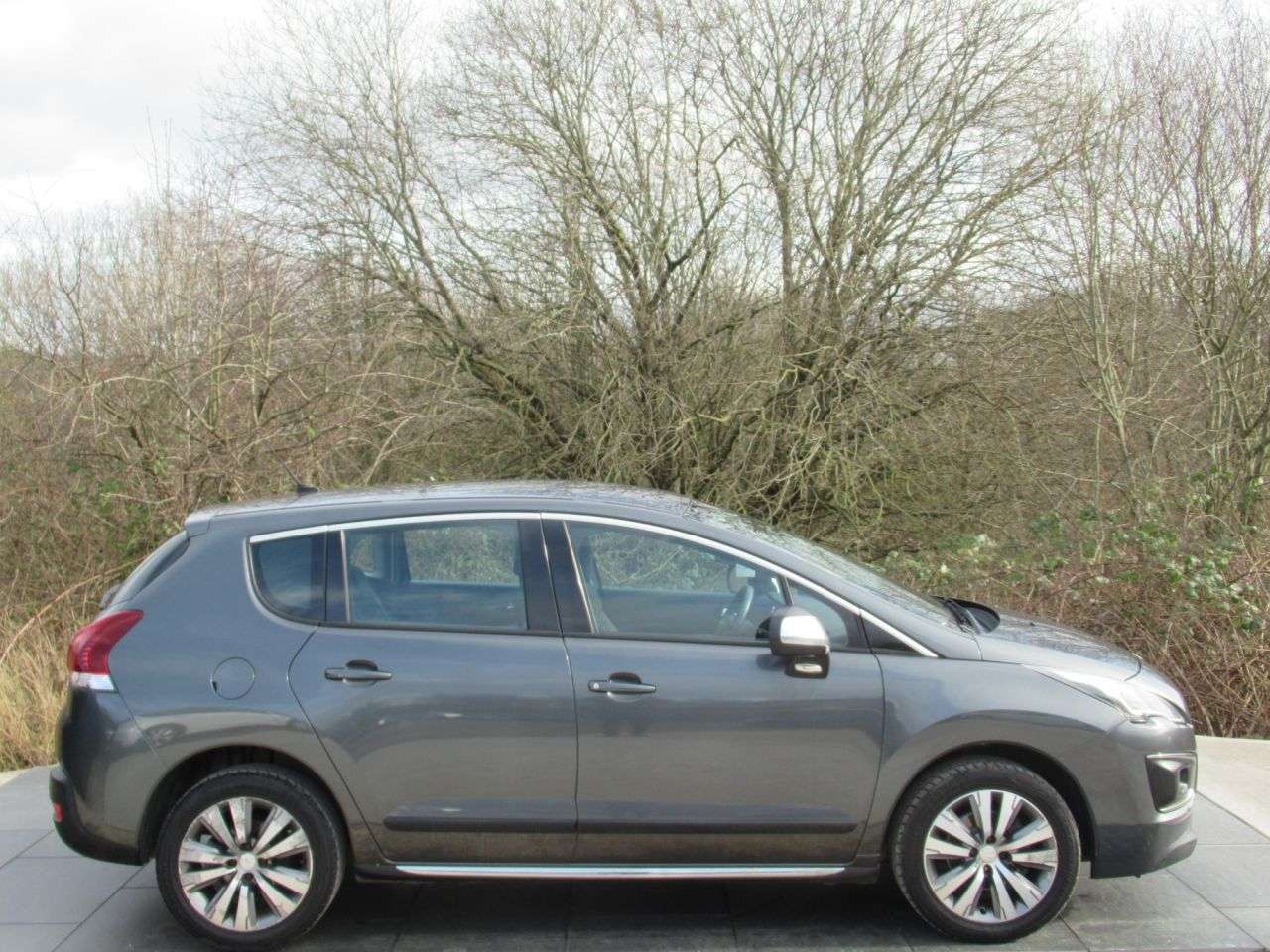 A 2014 PEUGEOT 3008 1.6 HDi Active SUV 5dr Diesel Manual Euro 5 (115 ps) EXCELLENT SERVICE RECO A 2014 PEUGEOT 3008 1.6 HDi Active SUV 5dr Diesel Manual Euro 5 (115 ps) EXCELLENT SERVICE RECO