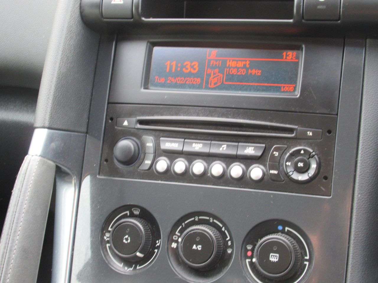 2014 PEUGEOT 3008 2014 PEUGEOT 3008