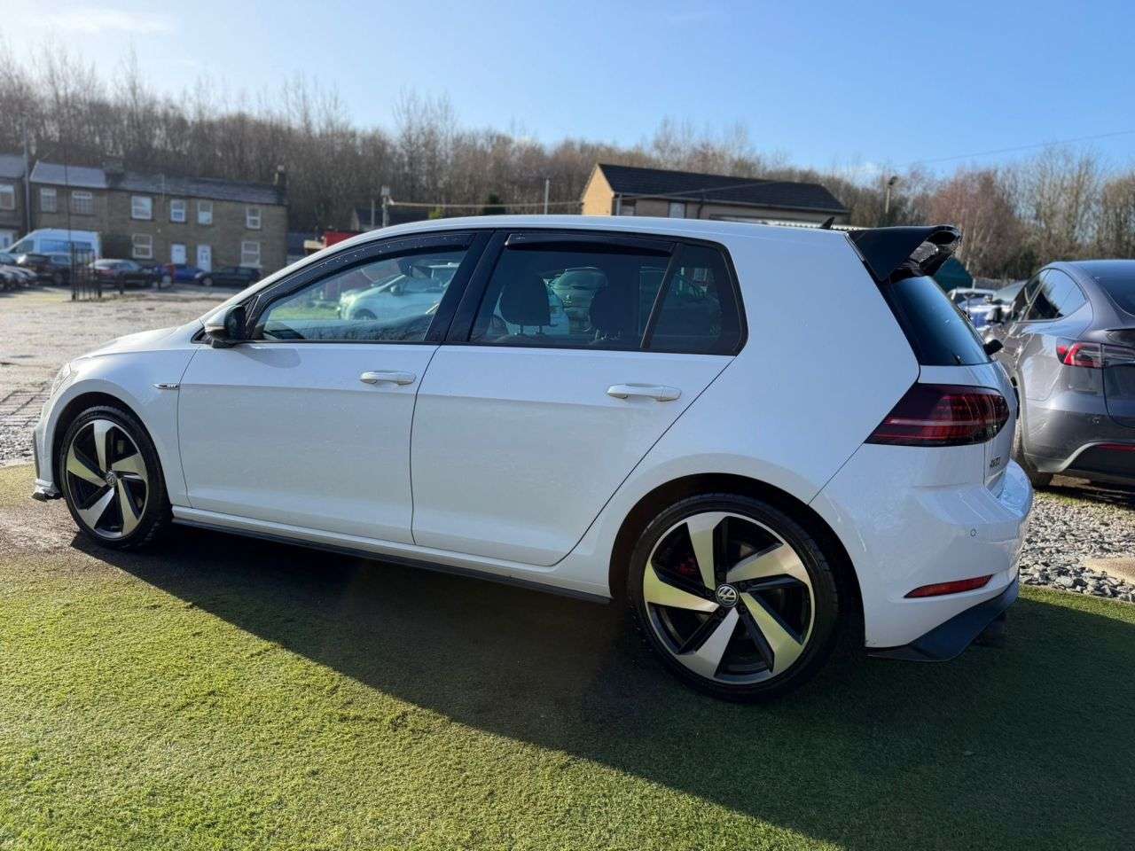 2017 VOLKSWAGEN GOLF 2017 VOLKSWAGEN GOLF