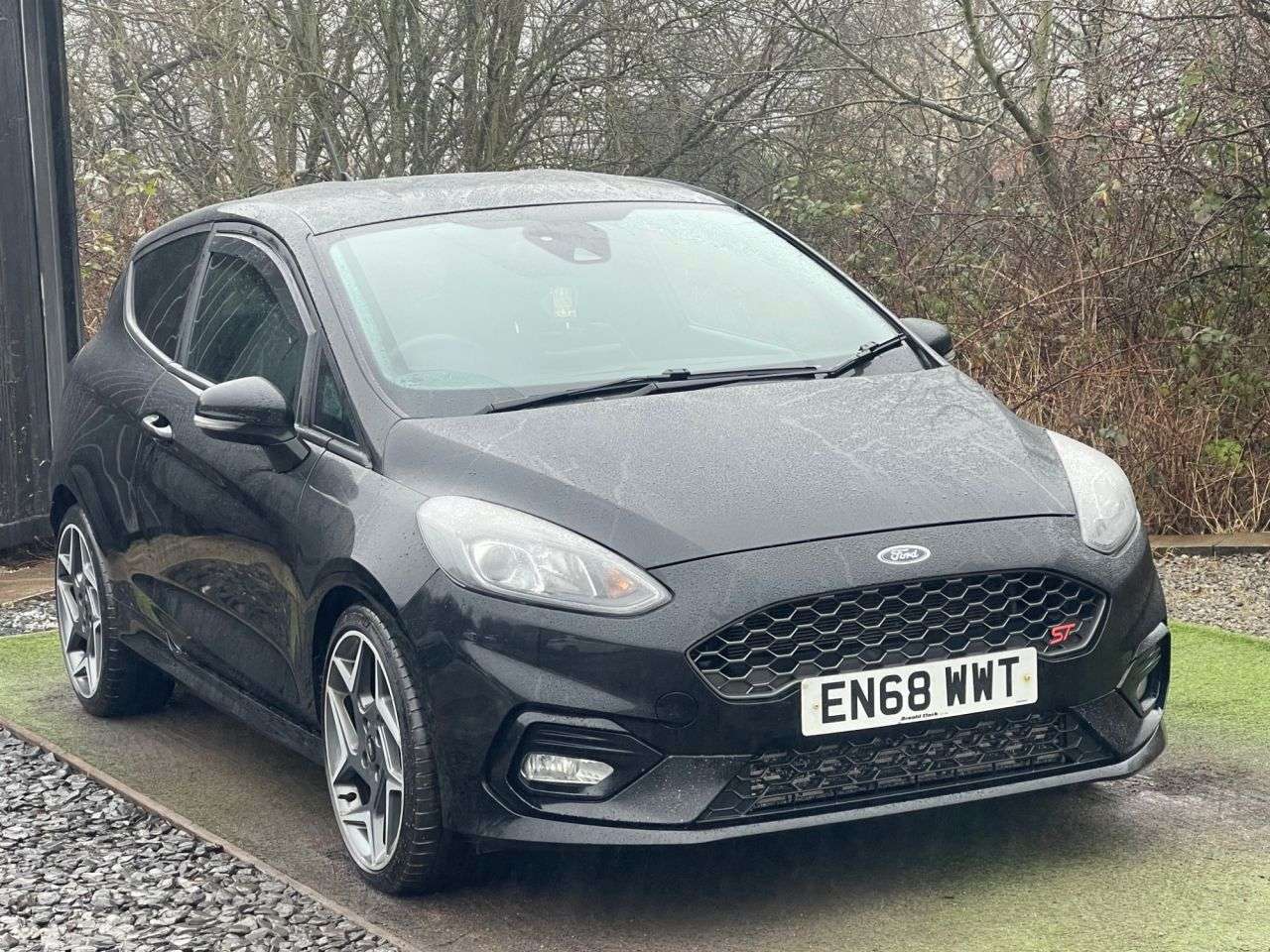 A 2018 FORD FIESTA 1.5T EcoBoost ST-3 Hatchback 3dr Petrol Manual Euro 6 (s/s) (200 ps) A REAL A 2018 FORD FIESTA 1.5T EcoBoost ST-3 Hatchback 3dr Petrol Manual Euro 6 (s/s) (200 ps) A REAL