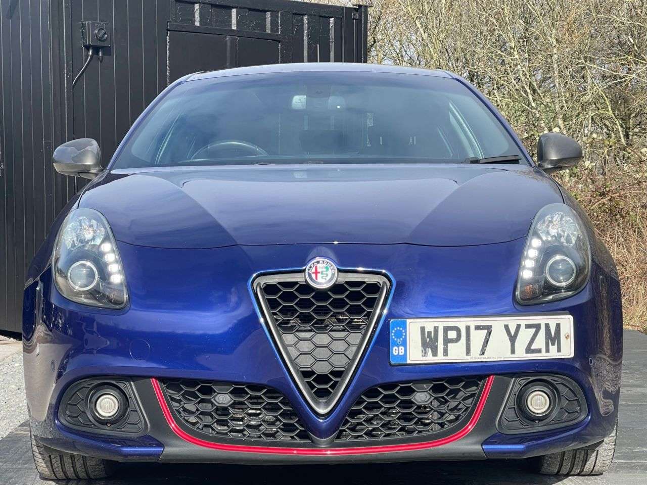 A 2017 ALFA ROMEO GIULIETTA 2.0 JTDM-2 Speciale Hatchback 5dr Diesel TCT Euro 6 (s/s) (175 bhp) AUTO / A 2017 ALFA ROMEO GIULIETTA 2.0 JTDM-2 Speciale Hatchback 5dr Diesel TCT Euro 6 (s/s) (175 bhp) AUTO /