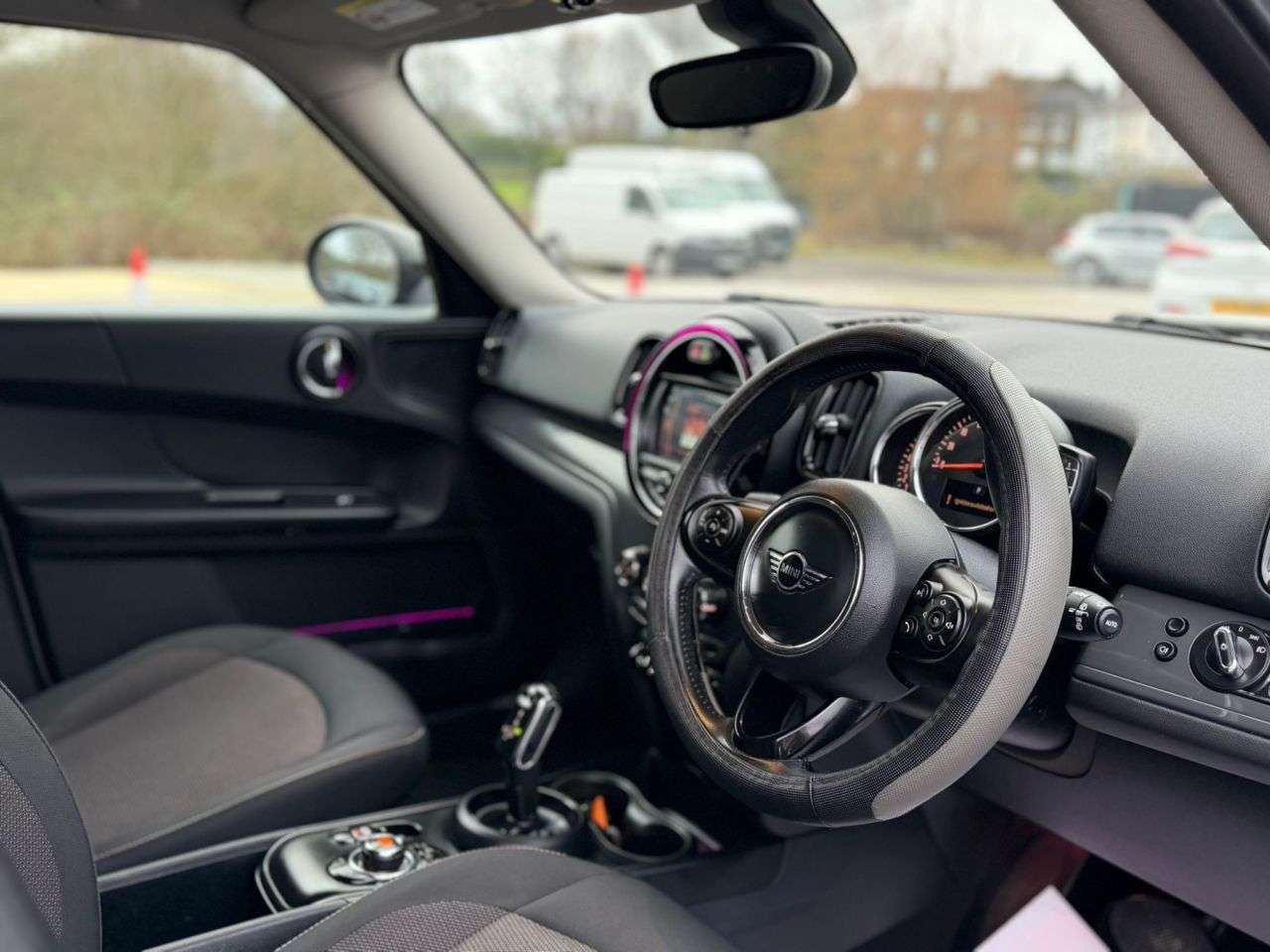 2018 MINI COUNTRYMAN 2018 MINI COUNTRYMAN