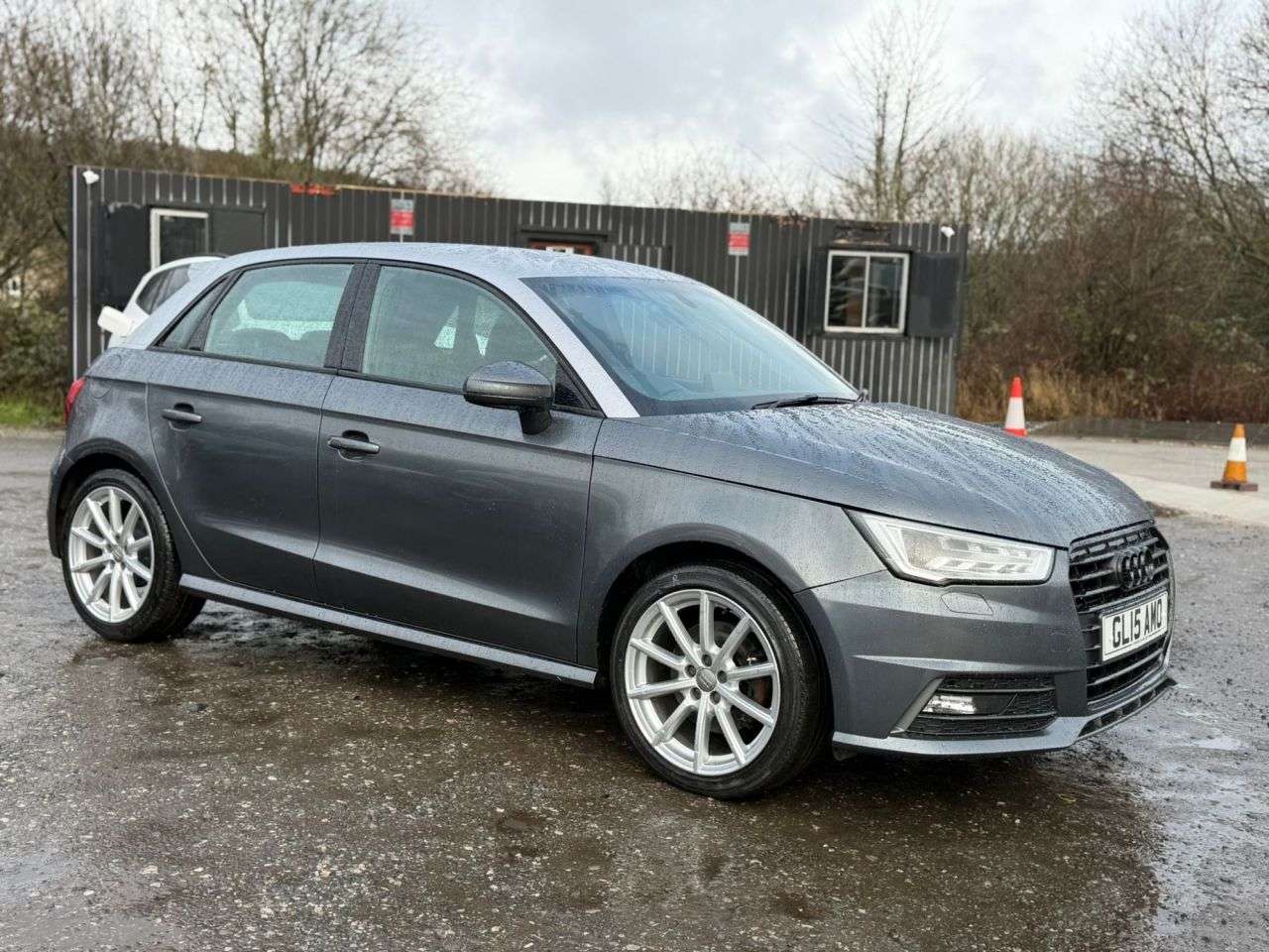 2015 AUDI A1 2015 AUDI A1
