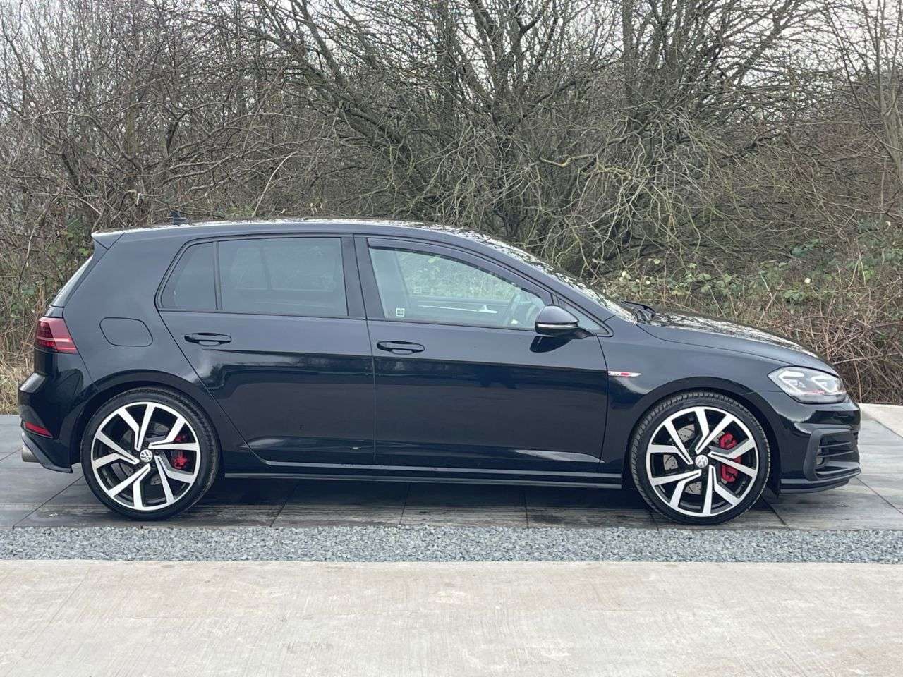 A 2018 VOLKSWAGEN GOLF 2.0 TSI GPF GTI Performance Hatchback 5dr Petrol DSG Euro 6 (s/s) (245 ps) A 2018 VOLKSWAGEN GOLF 2.0 TSI GPF GTI Performance Hatchback 5dr Petrol DSG Euro 6 (s/s) (245 ps)