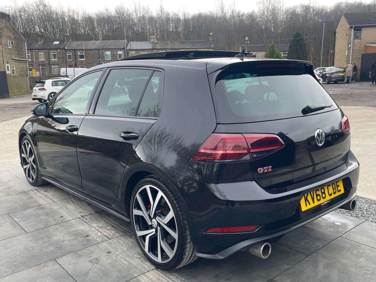 2018 VOLKSWAGEN GOLF 2018 VOLKSWAGEN GOLF