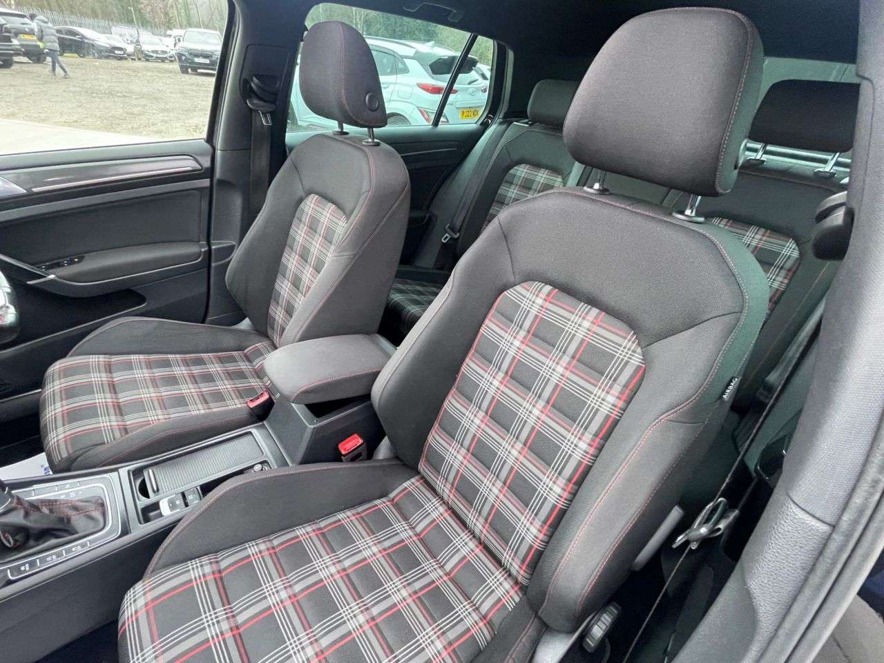 2018 VOLKSWAGEN GOLF 2018 VOLKSWAGEN GOLF