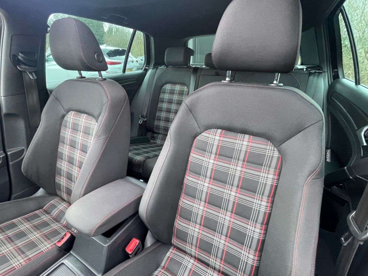 2018 VOLKSWAGEN GOLF 2018 VOLKSWAGEN GOLF