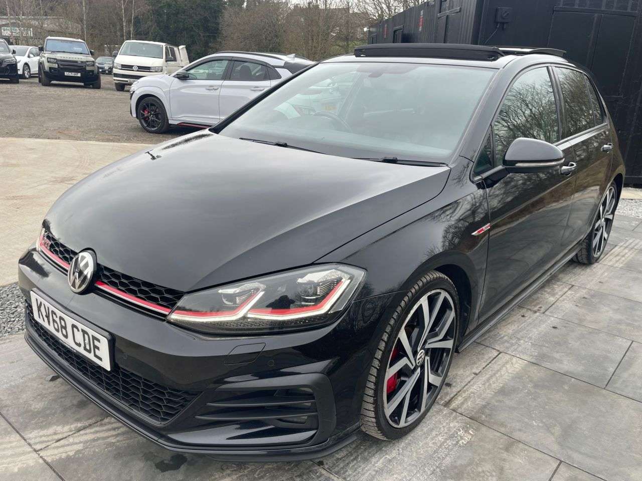 2018 VOLKSWAGEN GOLF 2018 VOLKSWAGEN GOLF