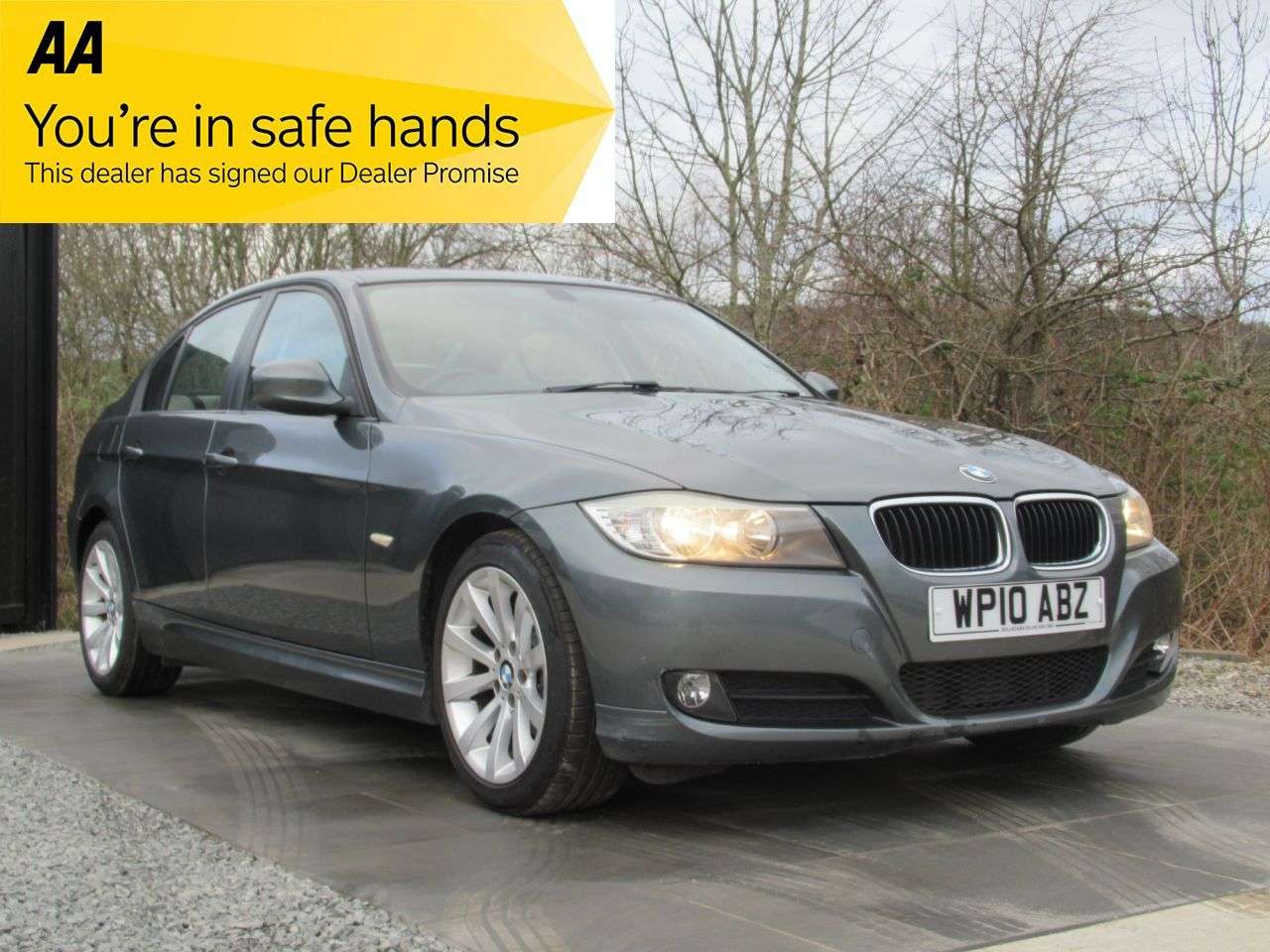 A 2010 BMW 3 SERIES 2.0 318d SE Business Edition Saloon 4dr Diesel Manual Euro 5 (143 ps) REAR A 2010 BMW 3 SERIES 2.0 318d SE Business Edition Saloon 4dr Diesel Manual Euro 5 (143 ps) REAR