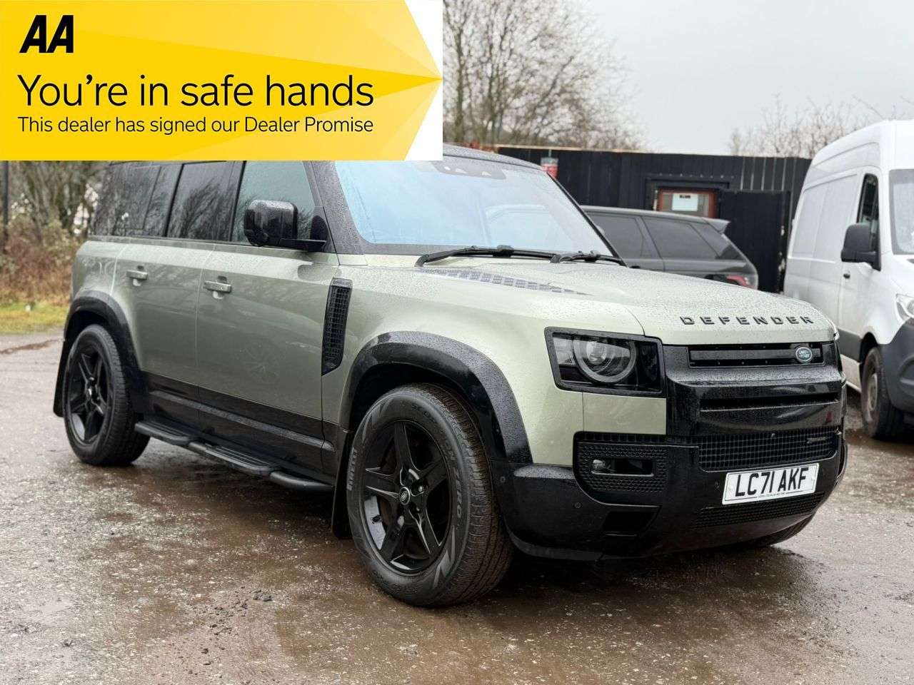 A 2021 LAND ROVER DEFENDER 2.0 P400e 15.4kWh X-Dynamic SE SUV 5dr Petrol Plug-in Hybrid Auto 4WD Euro A 2021 LAND ROVER DEFENDER 2.0 P400e 15.4kWh X-Dynamic SE SUV 5dr Petrol Plug-in Hybrid Auto 4WD Euro