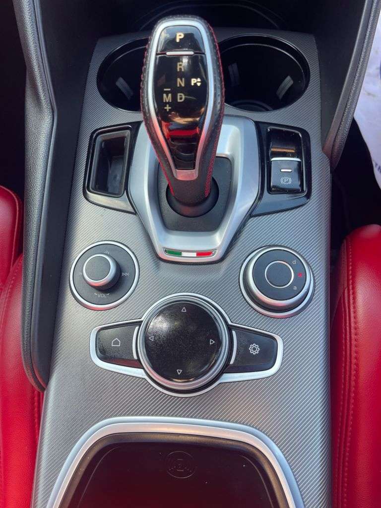 2022 ALFA ROMEO GIULIA 2022 ALFA ROMEO GIULIA