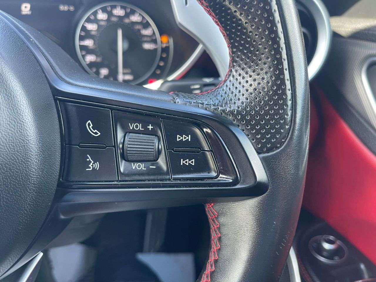 2022 ALFA ROMEO GIULIA 2022 ALFA ROMEO GIULIA