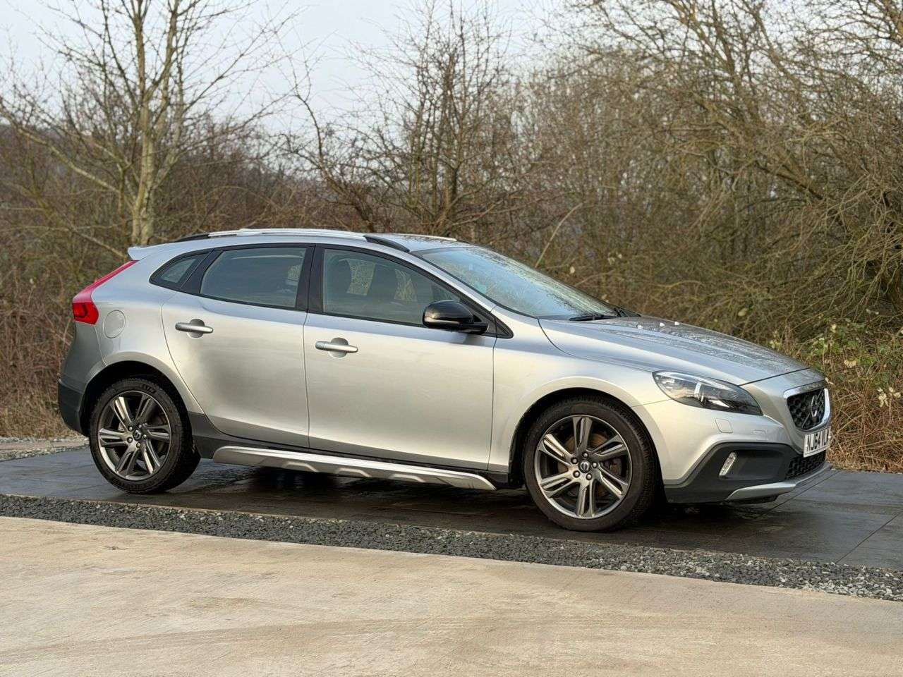 2014 VOLVO V40 CROSS COUNTRY 2014 VOLVO V40 CROSS COUNTRY