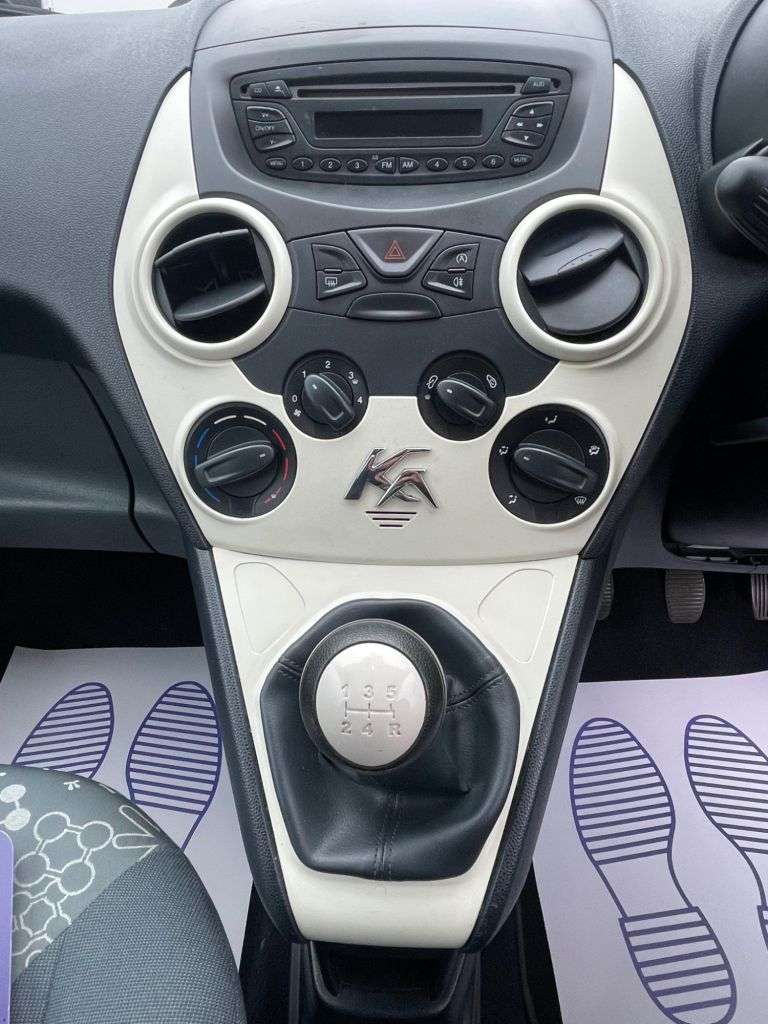 2012 FORD KA 2012 FORD KA