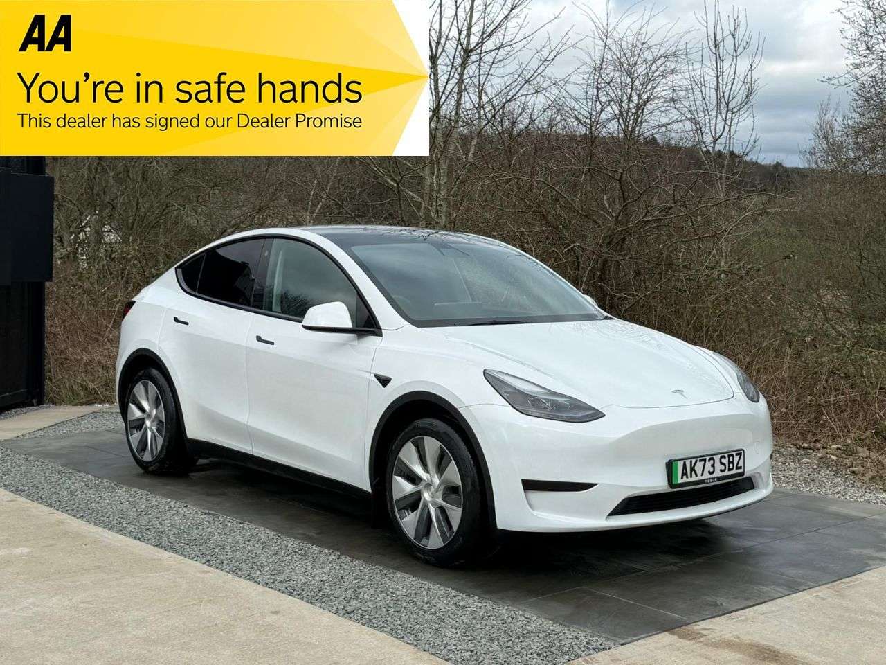 A 2023 TESLA MODEL Y SUV 5dr Electric Auto RWD (346 ps) REAR CAMERA HEATED SEATS A 2023 TESLA MODEL Y SUV 5dr Electric Auto RWD (346 ps) REAR CAMERA HEATED SEATS