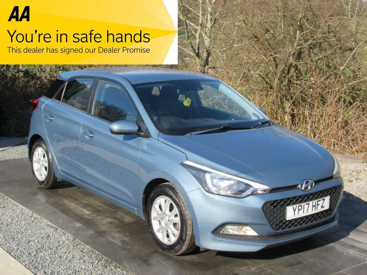 A 2017 HYUNDAI I20 1.2 SE Hatchback 5dr Petrol Manual Euro 6 (84 ps) BLUETOOTH LANE ASSIST A 2017 HYUNDAI I20 1.2 SE Hatchback 5dr Petrol Manual Euro 6 (84 ps) BLUETOOTH LANE ASSIST