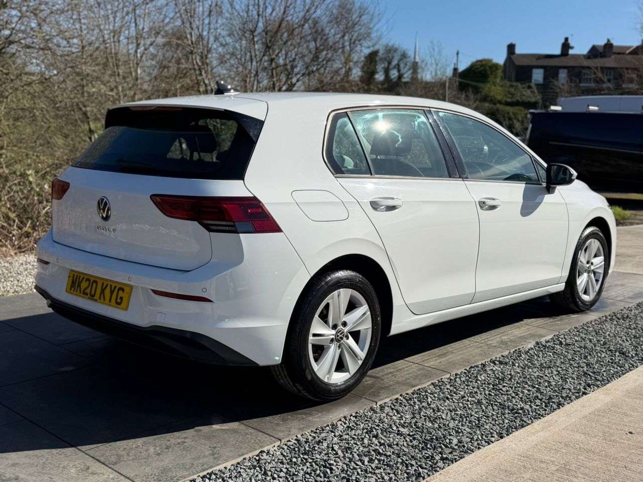 A 2020 VOLKSWAGEN GOLF 1.5 TSI Life Hatchback 5dr Petrol Manual Euro 6 (s/s) (130 ps) SUPER ECONOM A 2020 VOLKSWAGEN GOLF 1.5 TSI Life Hatchback 5dr Petrol Manual Euro 6 (s/s) (130 ps) SUPER ECONOM
