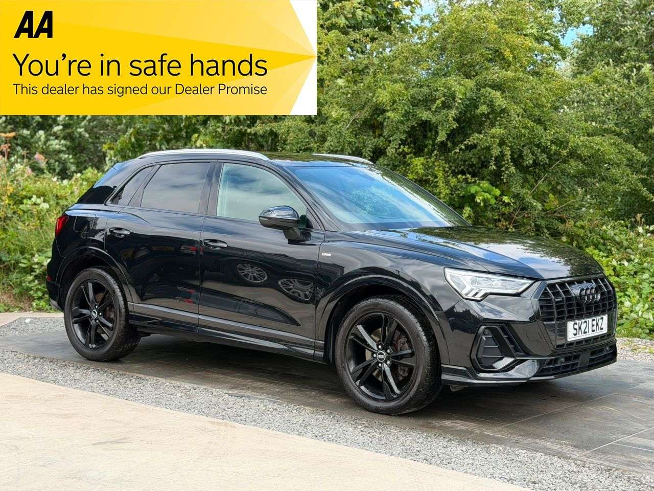 A 2021 AUDI Q3 2.0 TDI 40 S line SUV 5dr Diesel S Tronic quattro Euro 6 (s/s) (200 ps) FRO A 2021 AUDI Q3 2.0 TDI 40 S line SUV 5dr Diesel S Tronic quattro Euro 6 (s/s) (200 ps) FRO