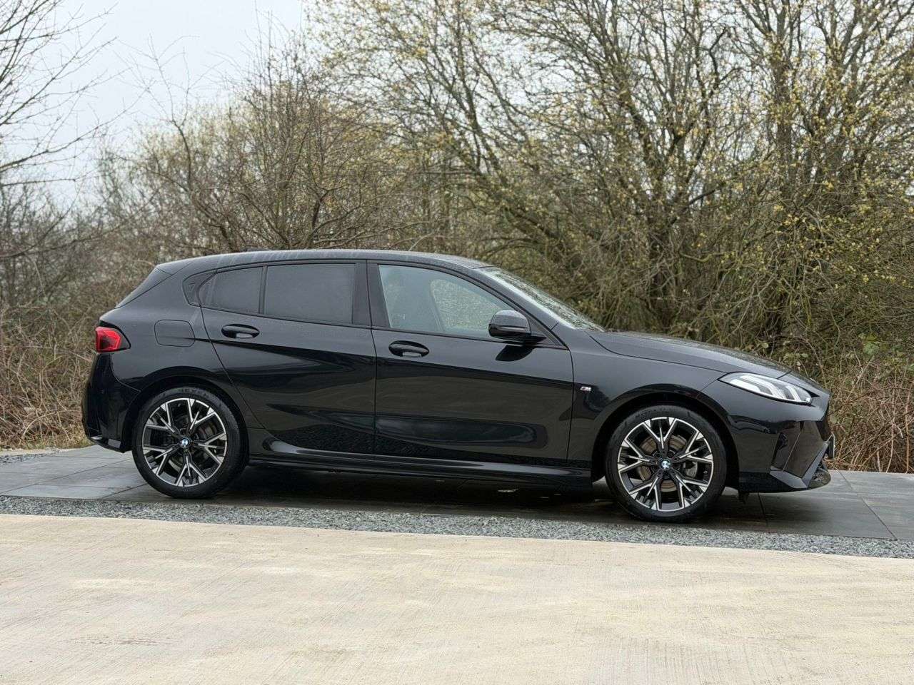 A 2025 BMW 1 SERIES 1.5 120i MHT M Sport Hatchback 5dr Petrol Hybrid DCT Euro 6 (s/s) (170 ps) A 2025 BMW 1 SERIES 1.5 120i MHT M Sport Hatchback 5dr Petrol Hybrid DCT Euro 6 (s/s) (170 ps)