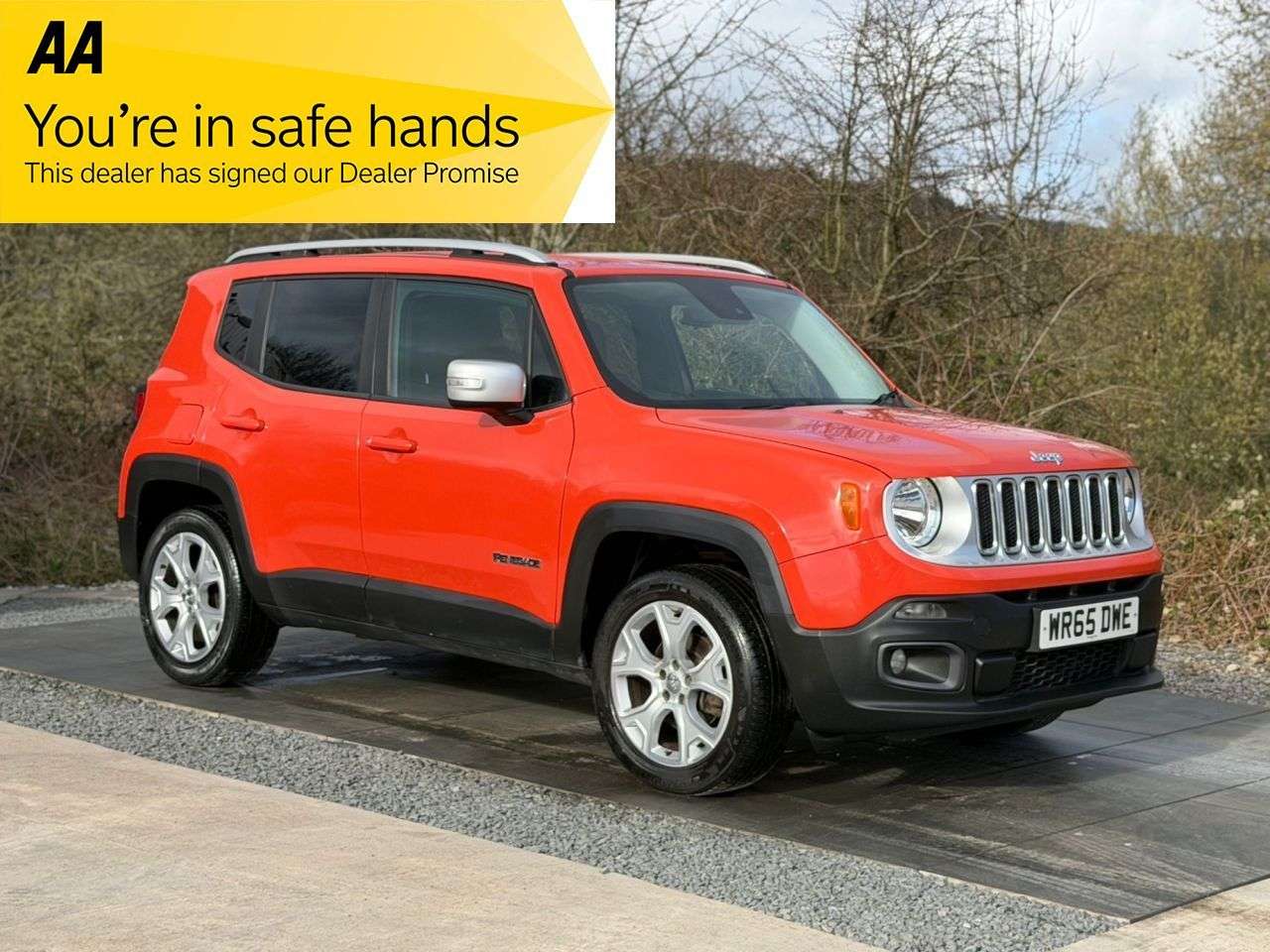 A 2015 JEEP RENEGADE 2.0 MultiJetII Limited SUV 5dr Diesel Manual 4WD Euro 6 (s/s) (140 ps) SAT A 2015 JEEP RENEGADE 2.0 MultiJetII Limited SUV 5dr Diesel Manual 4WD Euro 6 (s/s) (140 ps) SAT