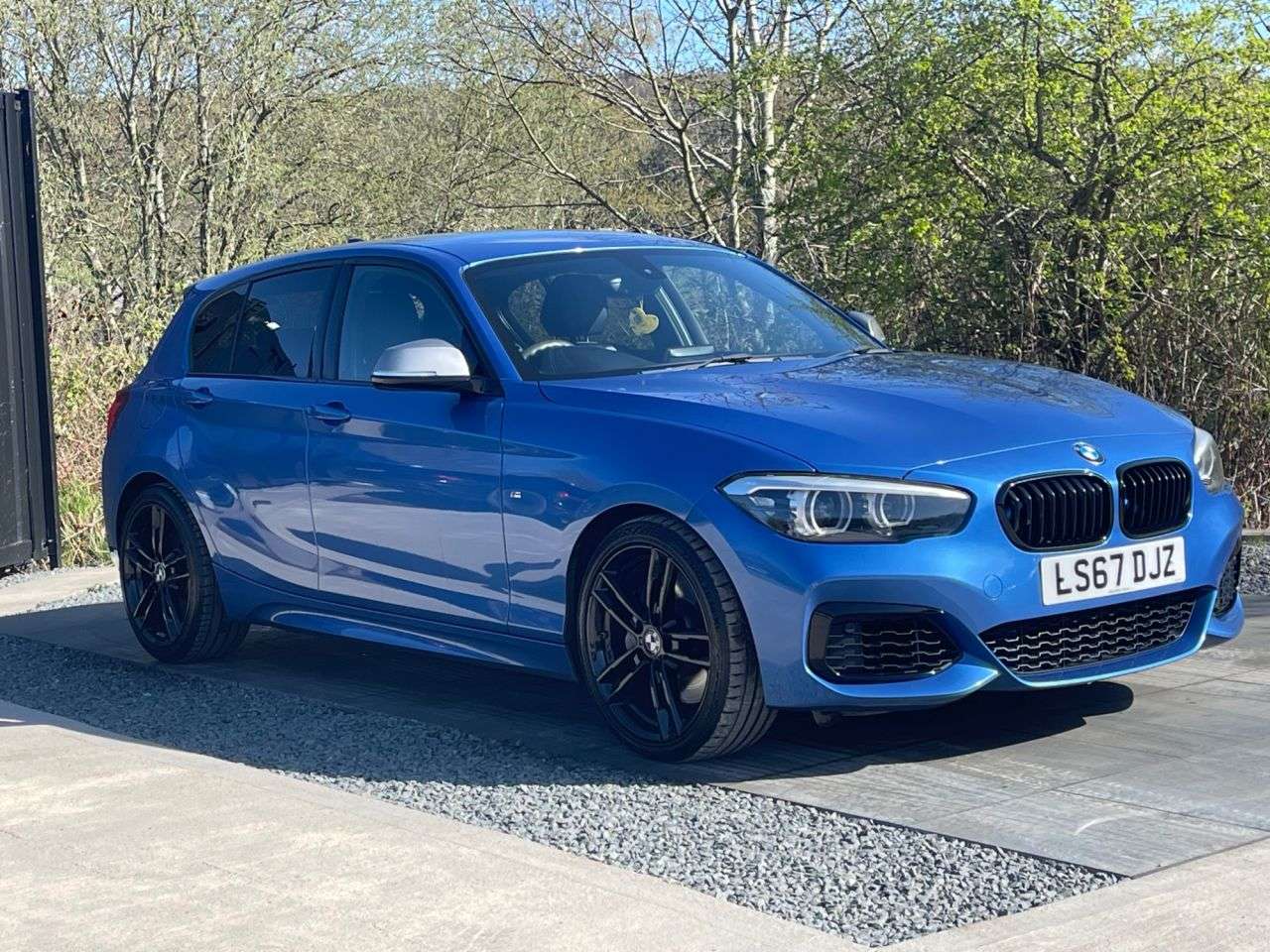 2017 BMW 1 SERIES 2017 BMW 1 SERIES