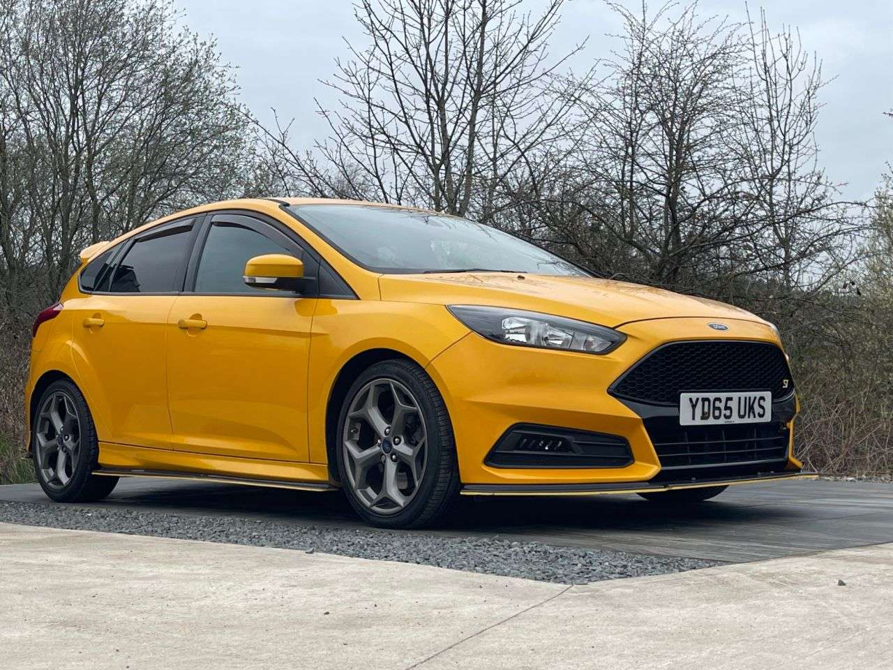 A 2015 FORD FOCUS 2.0T EcoBoost ST-2 Hatchback 5dr Petrol Manual Euro 6 (s/s) (250 ps) EXCELL A 2015 FORD FOCUS 2.0T EcoBoost ST-2 Hatchback 5dr Petrol Manual Euro 6 (s/s) (250 ps) EXCELL