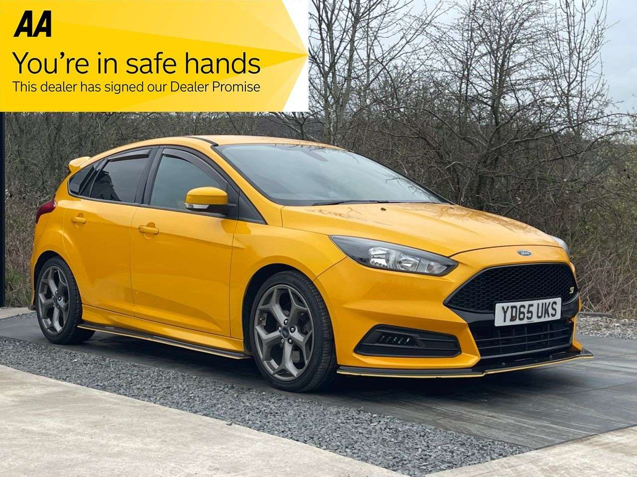 A 2015 FORD FOCUS 2.0T EcoBoost ST-2 Hatchback 5dr Petrol Manual Euro 6 (s/s) (250 ps) EXCELL A 2015 FORD FOCUS 2.0T EcoBoost ST-2 Hatchback 5dr Petrol Manual Euro 6 (s/s) (250 ps) EXCELL
