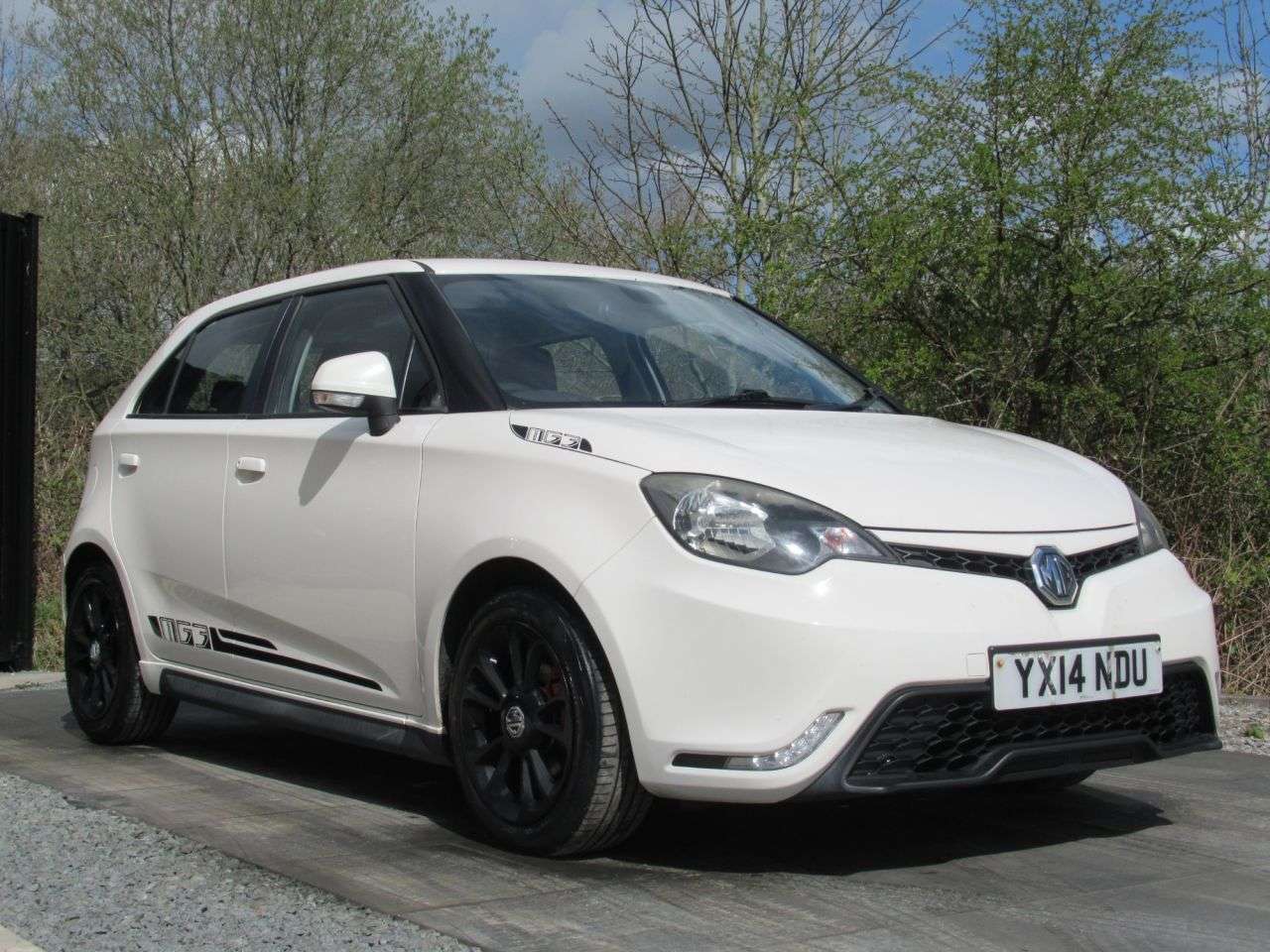 A 2014 MG MG3 1.5 VTi-TECH 3Style Hatchback 5dr Petrol Manual Euro 5 (106 ps) AC CRUISE C A 2014 MG MG3 1.5 VTi-TECH 3Style Hatchback 5dr Petrol Manual Euro 5 (106 ps) AC CRUISE C