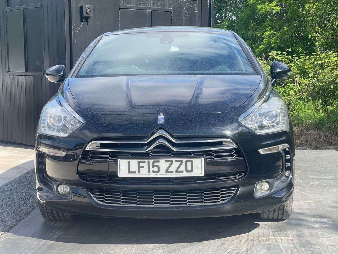 A 2015 CITROEN DS5 2.0 HDi DStyle Hatchback 5dr Diesel Manual Euro 5 (160 ps) 6 MONTHS WARRANT A 2015 CITROEN DS5 2.0 HDi DStyle Hatchback 5dr Diesel Manual Euro 5 (160 ps) 6 MONTHS WARRANT