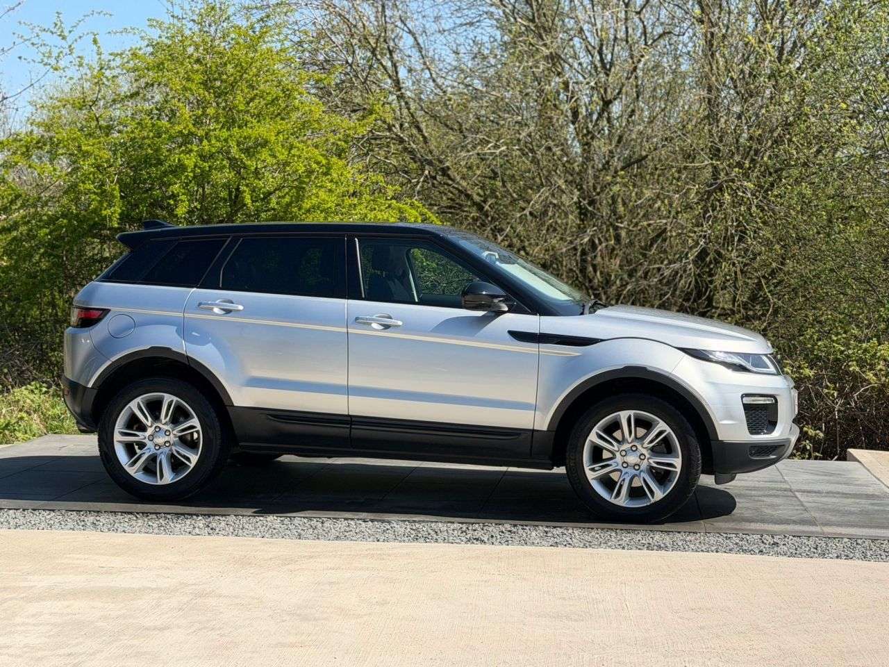 2018 LAND ROVER RANGE ROVER EVOQUE 2018 LAND ROVER RANGE ROVER EVOQUE