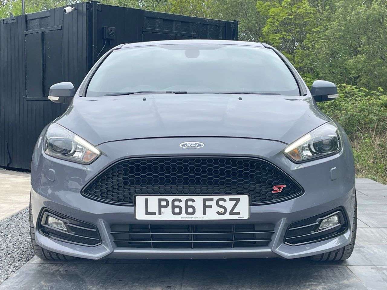 A 2017 FORD FOCUS 2.0T EcoBoost ST-3 Hatchback 5dr Petrol Manual Euro 6 (s/s) (250 ps) BEST S A 2017 FORD FOCUS 2.0T EcoBoost ST-3 Hatchback 5dr Petrol Manual Euro 6 (s/s) (250 ps) BEST S