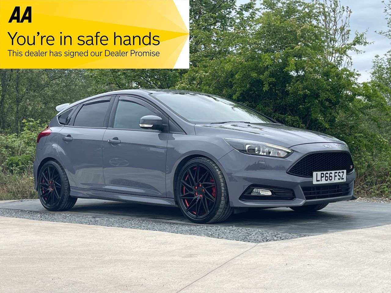 A 2017 FORD FOCUS 2.0T EcoBoost ST-3 Hatchback 5dr Petrol Manual Euro 6 (s/s) (250 ps) BEST S A 2017 FORD FOCUS 2.0T EcoBoost ST-3 Hatchback 5dr Petrol Manual Euro 6 (s/s) (250 ps) BEST S