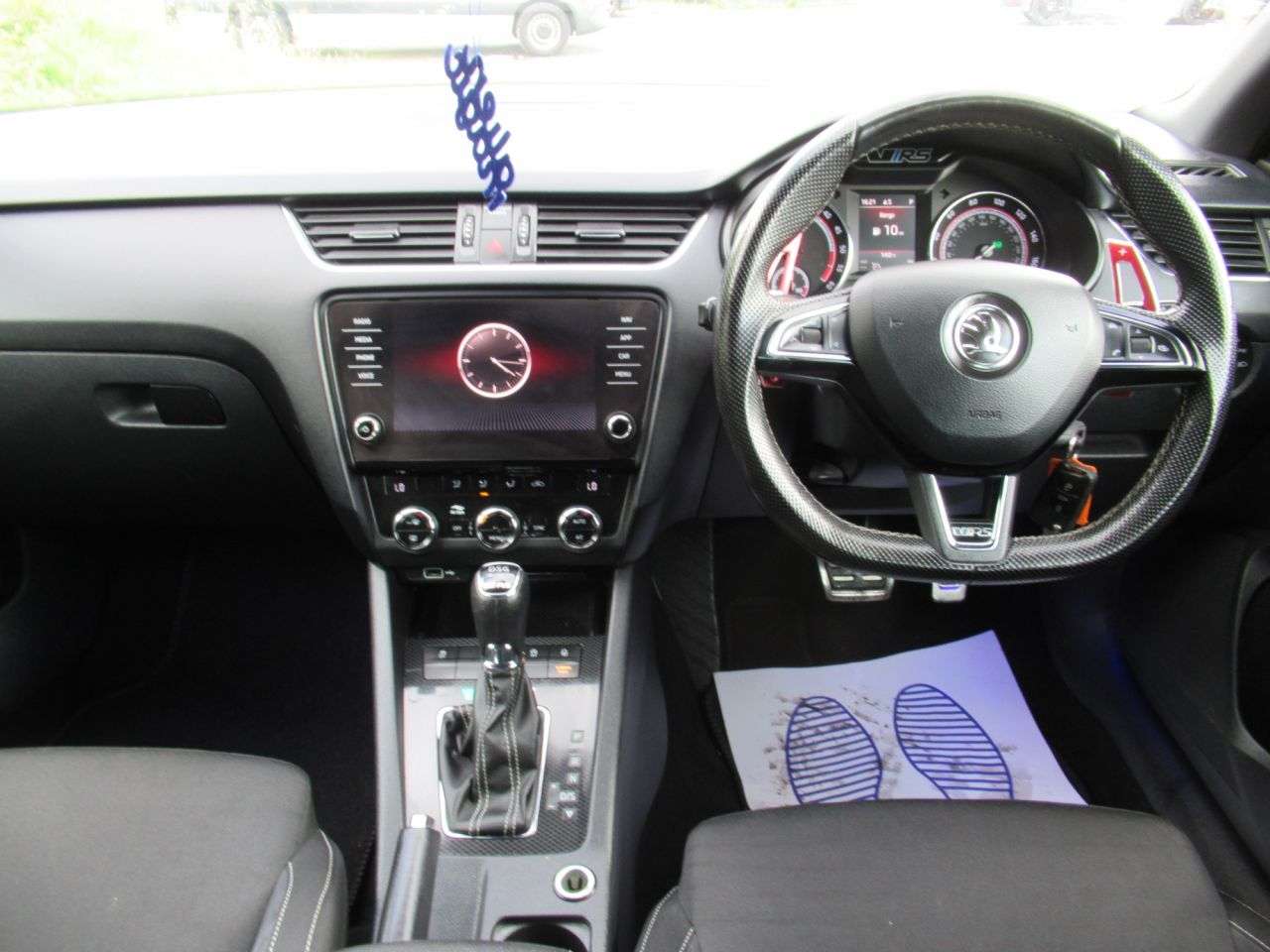 A 2018 SKODA OCTAVIA 2.0 TDI vRS Estate 5dr Diesel DSG Euro 6 (s/s) (184 ps) DSG GEARBOX OIL CHA A 2018 SKODA OCTAVIA 2.0 TDI vRS Estate 5dr Diesel DSG Euro 6 (s/s) (184 ps) DSG GEARBOX OIL CHA