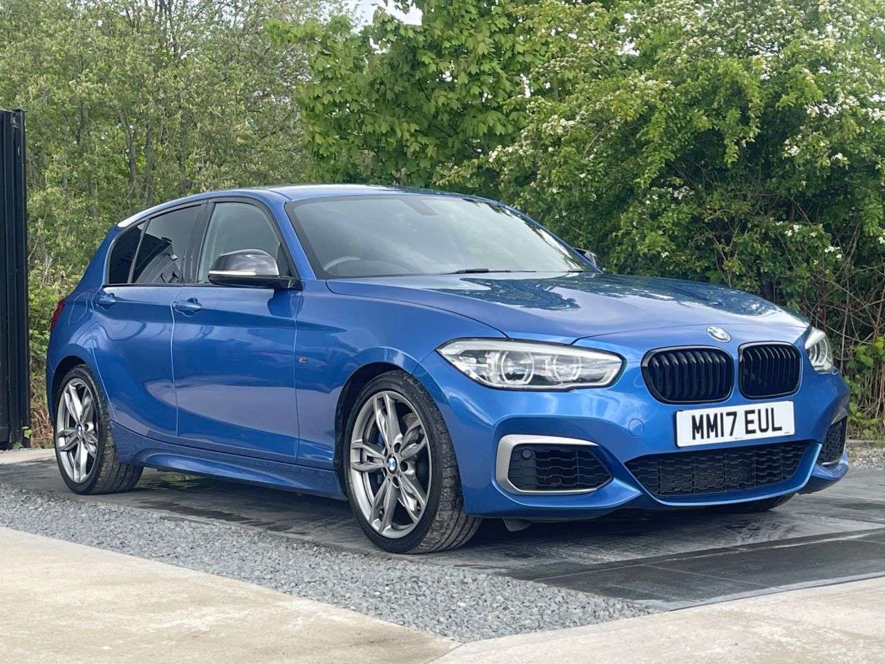 2017 BMW 1 SERIES 2017 BMW 1 SERIES