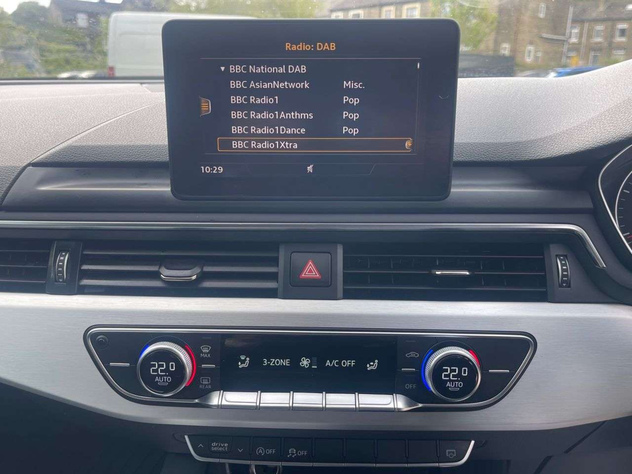 2016 AUDI A4 AVANT 2016 AUDI A4 AVANT