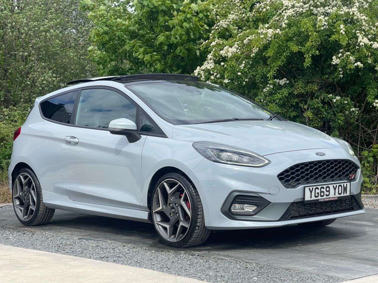 A 2019 FORD FIESTA 1.5T EcoBoost ST-3 Hatchback 3dr Petrol Manual Euro 6 (s/s) (200 ps) WELL M A 2019 FORD FIESTA 1.5T EcoBoost ST-3 Hatchback 3dr Petrol Manual Euro 6 (s/s) (200 ps) WELL M