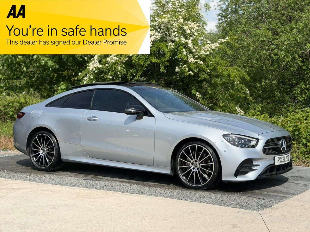 A 2021 MERCEDES-BENZ E-CLASS 2.0 E220d AMG Line Night Edition (Premium Plus) Coupe 2dr Diesel G-Tronic+ A 2021 MERCEDES-BENZ E-CLASS 2.0 E220d AMG Line Night Edition (Premium Plus) Coupe 2dr Diesel G-Tronic+