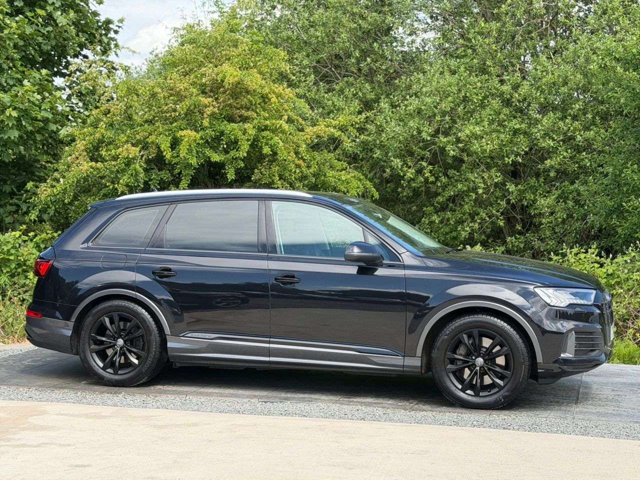 A 2020 AUDI Q7 3.0 TDI V6 50 Sport SUV 5dr Diesel Tiptronic quattro Euro 6 (s/s) (286 ps) A 2020 AUDI Q7 3.0 TDI V6 50 Sport SUV 5dr Diesel Tiptronic quattro Euro 6 (s/s) (286 ps)