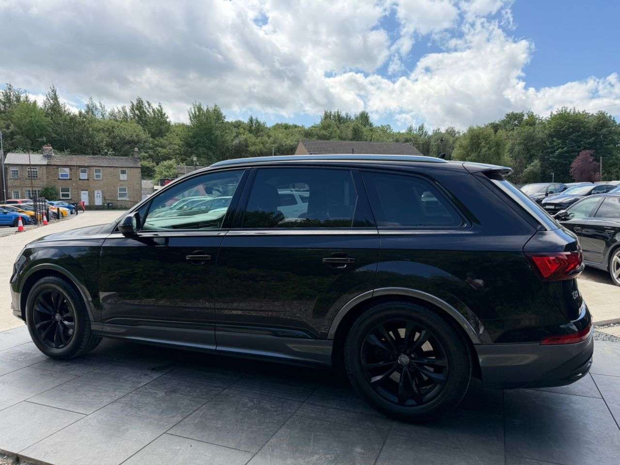 2020 AUDI Q7 2020 AUDI Q7