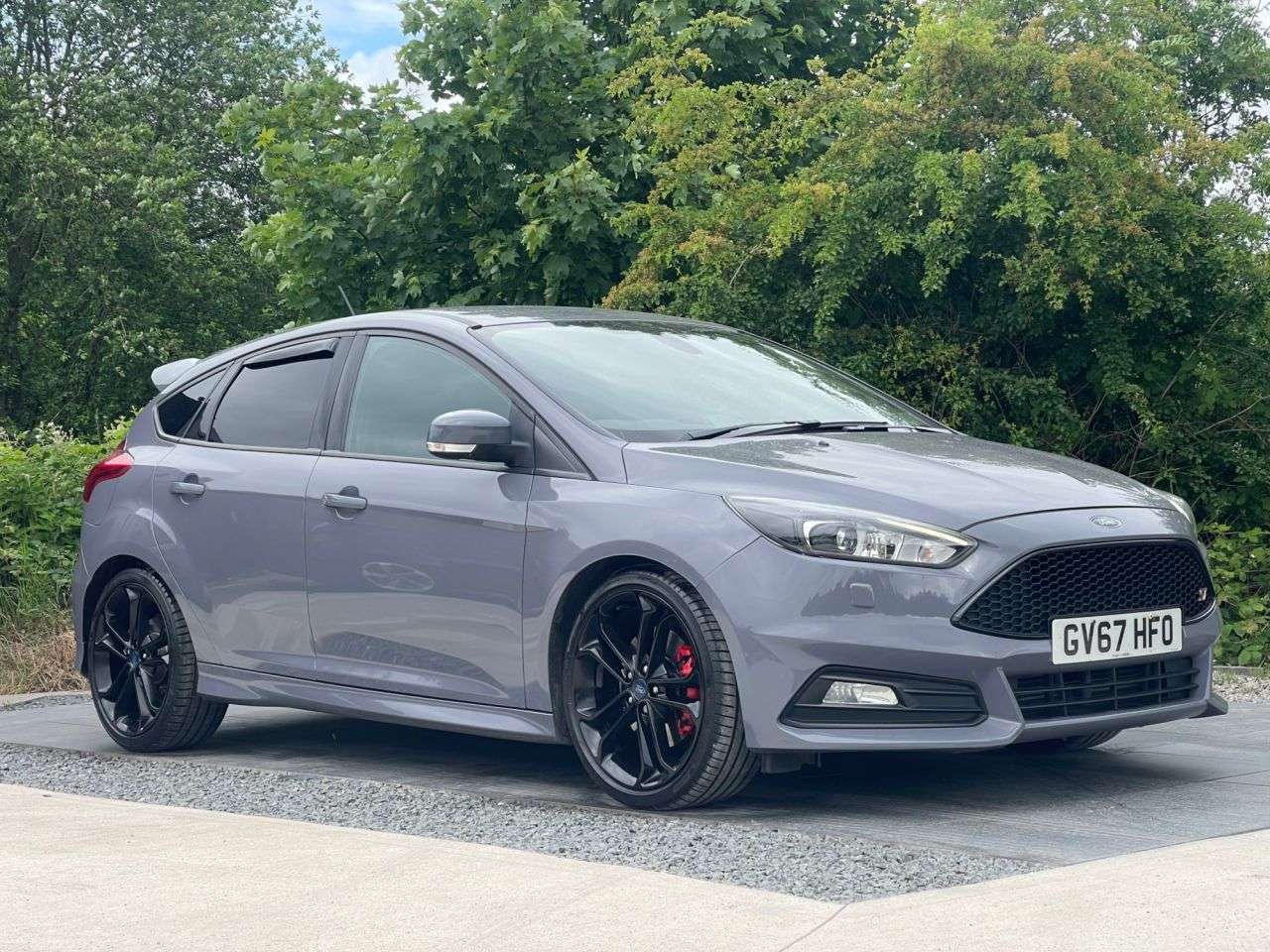 A 2018 FORD FOCUS 2.0T EcoBoost ST-3 Hatchback 5dr Petrol Manual Euro 6 (s/s) (250 ps) REAR S A 2018 FORD FOCUS 2.0T EcoBoost ST-3 Hatchback 5dr Petrol Manual Euro 6 (s/s) (250 ps) REAR S