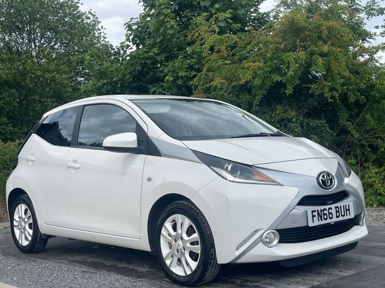 2016 TOYOTA AYGO 2016 TOYOTA AYGO