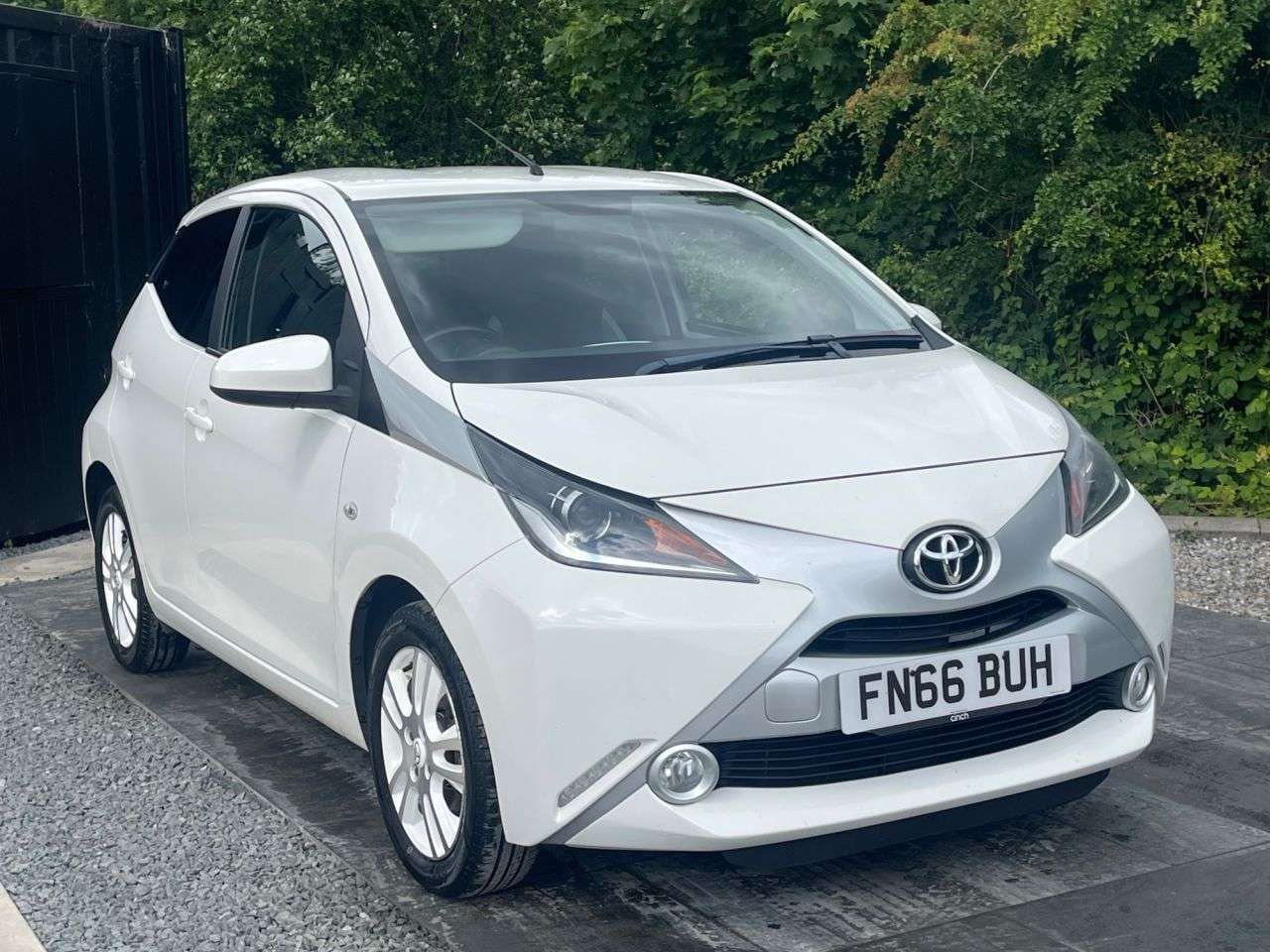 2016 TOYOTA AYGO 2016 TOYOTA AYGO