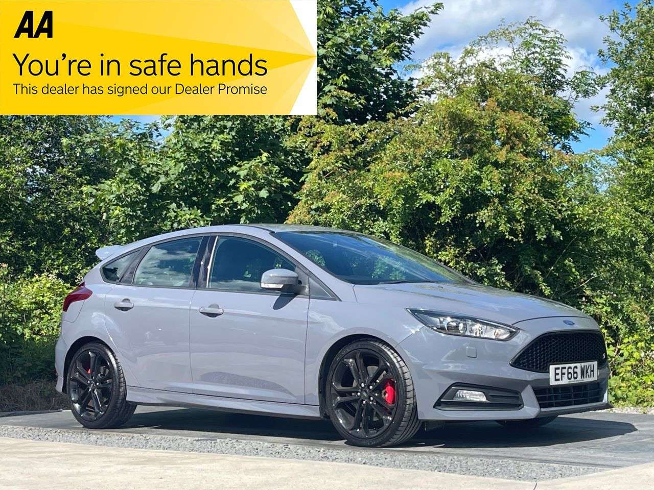 A 2016 FORD FOCUS 2.0T EcoBoost ST-3 Hatchback 5dr Petrol Manual Euro 6 (s/s) (250 ps) WELL M A 2016 FORD FOCUS 2.0T EcoBoost ST-3 Hatchback 5dr Petrol Manual Euro 6 (s/s) (250 ps) WELL M