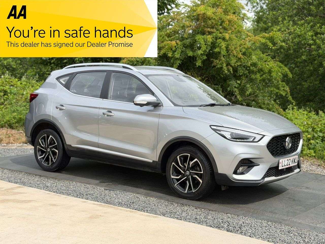 A 2022 MG MG ZS 1.0 T-GDI Exclusive SUV 5dr Petrol Auto Euro 6 (111 ps) HEATED SEATS SAT NA A 2022 MG MG ZS 1.0 T-GDI Exclusive SUV 5dr Petrol Auto Euro 6 (111 ps) HEATED SEATS SAT NA