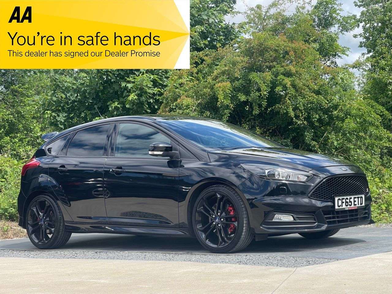 A 2016 FORD FOCUS 2.0T EcoBoost ST-3 Hatchback 5dr Petrol Manual Euro 6 (s/s) (250 ps) WELL M A 2016 FORD FOCUS 2.0T EcoBoost ST-3 Hatchback 5dr Petrol Manual Euro 6 (s/s) (250 ps) WELL M