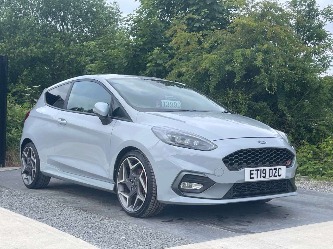 A 2019 FORD FIESTA 1.5T EcoBoost ST-3 Hatchback 3dr Petrol Manual Euro 6 (s/s) (200 ps) HEATED A 2019 FORD FIESTA 1.5T EcoBoost ST-3 Hatchback 3dr Petrol Manual Euro 6 (s/s) (200 ps) HEATED